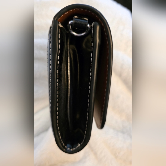 Tory Burch Thea Canvas Flat Wallet Crossover - Picture 3 of 10